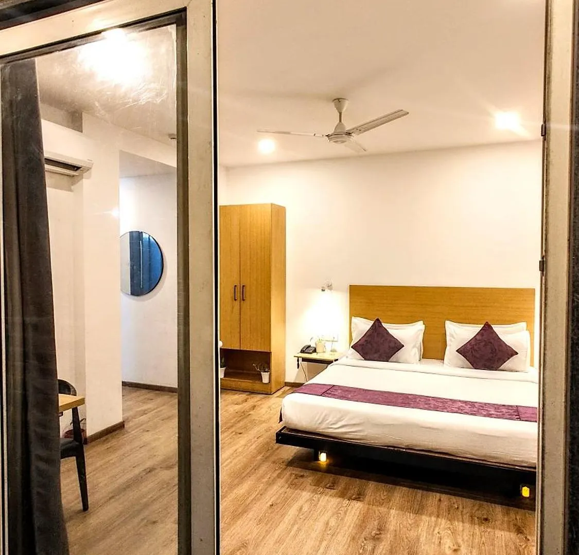 Mavens White Artemis Hospital Road Sector 52 Gurgaon Hotel