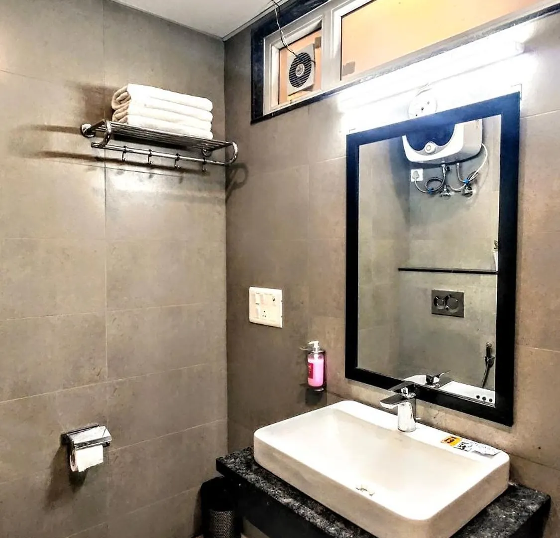 Mavens White Artemis Hospital Road Sector 52 Gurgaon Hotel