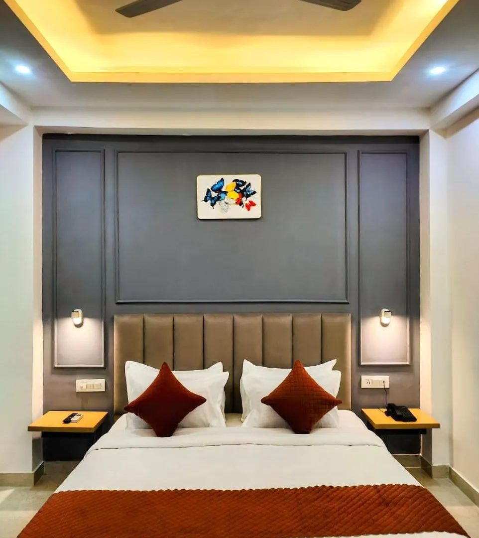 Mavens White Artemis Hospital Road Sector 52 Gurgaon Hotel
