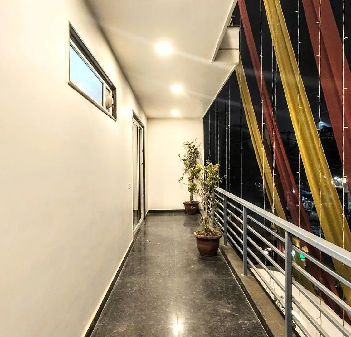 Mavens White Artemis Hospital Road Sector 52 Gurgaon Hotel