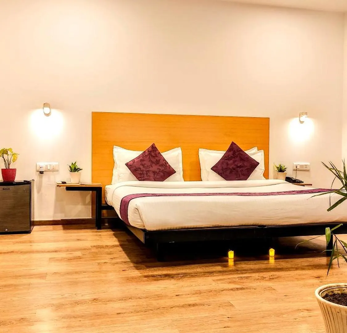 Mavens White Artemis Hospital Road Sector 52 Gurgaon Hotel